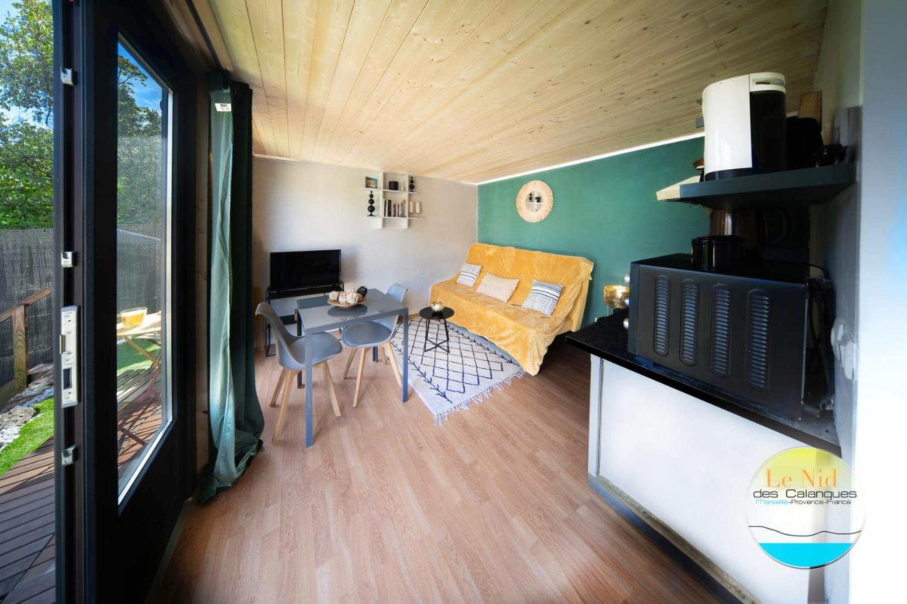 Apartment Le Nid Des Calanques Et Son Jacuzzi